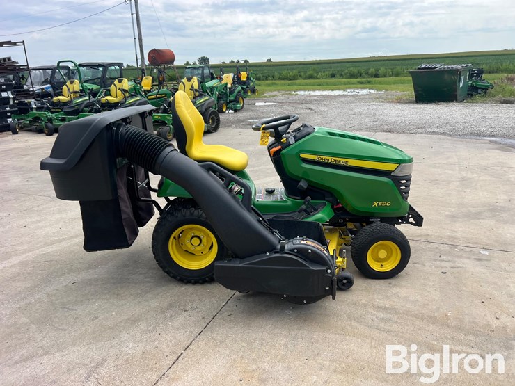 2018-john-deere-x590-image-4