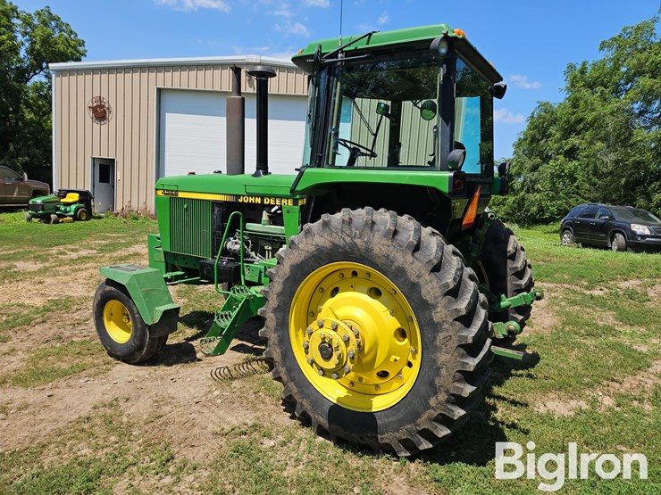 1992-john-deere-4255-image-7