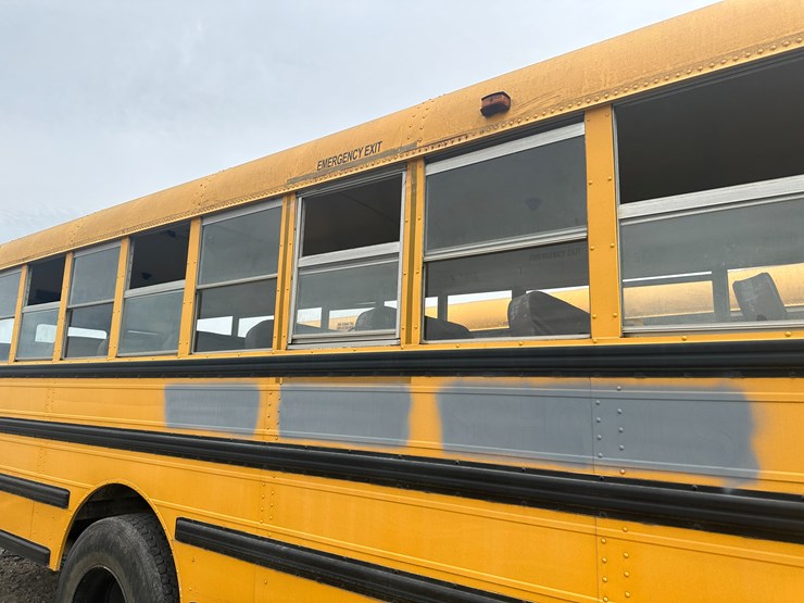 #21-•-#23872-•-2002-international-genesis-school-bus-vin:-1hvbgaan22a916951-image-35