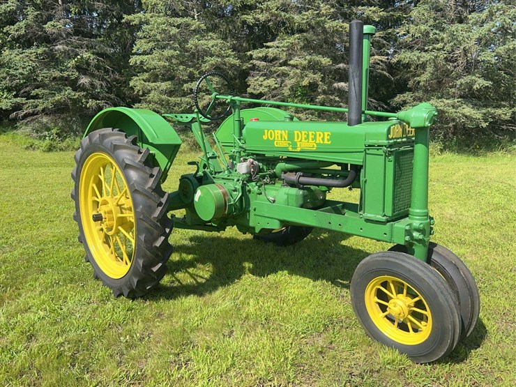 john-deere-model-b-image-10