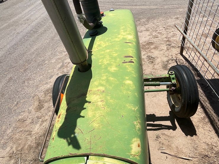 john-deere-2940-image-46