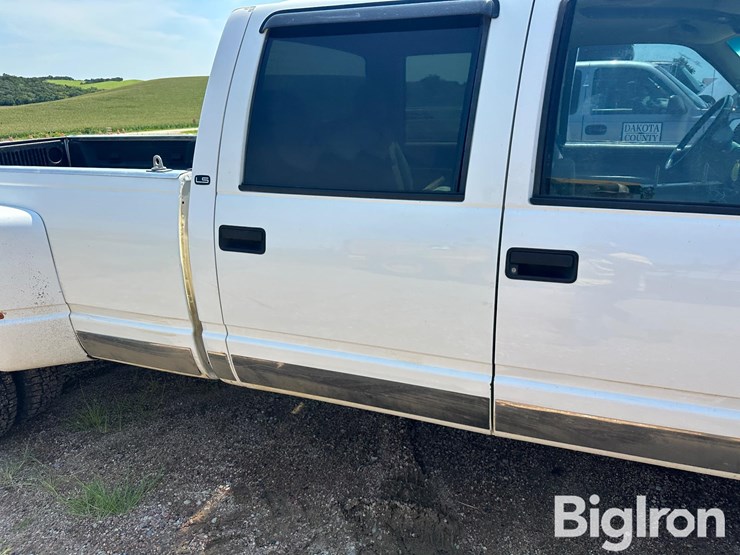 2000-chevrolet-3500-image-19