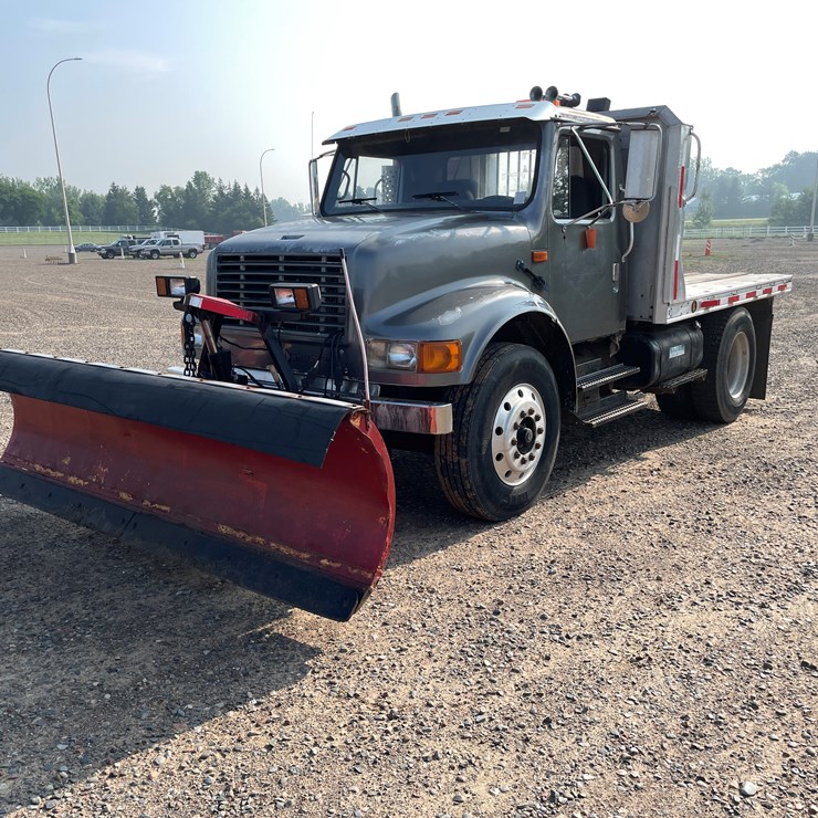 2006 INTERNATIONAL 4700