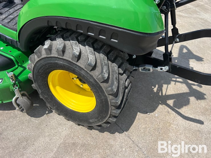 2018-john-deere-1025r-image-19