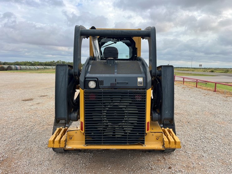 2013-deere-333e-image-8