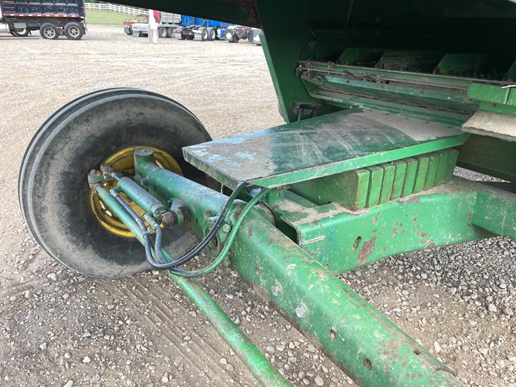 1988-john-deere-6620-image-17