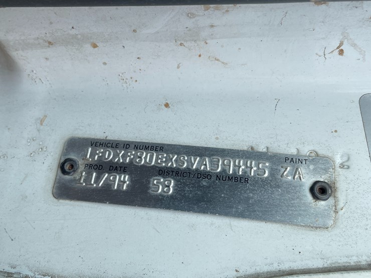 1995-ford-tractor-image-27