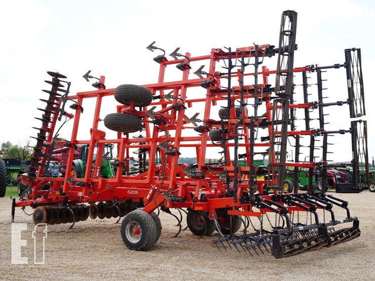 2015-kuhn-krause-6205-31-image-7