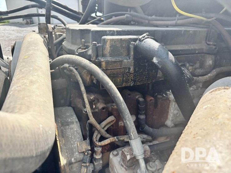 2005-sterling-dry-tender-truck-(gp11242,-unit-111565)-image-73