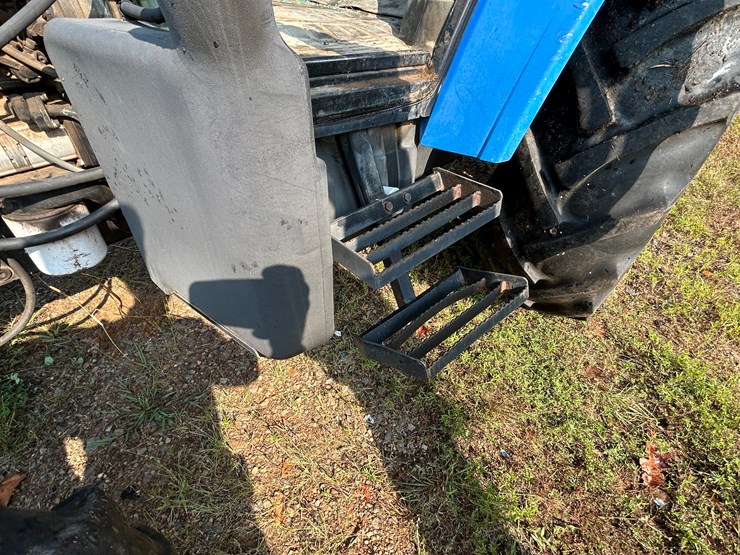 new-holland-tl100a-image-38