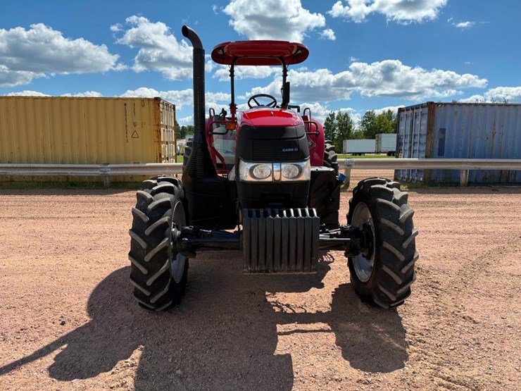 2016-case-ih-farmall-130a-image-2