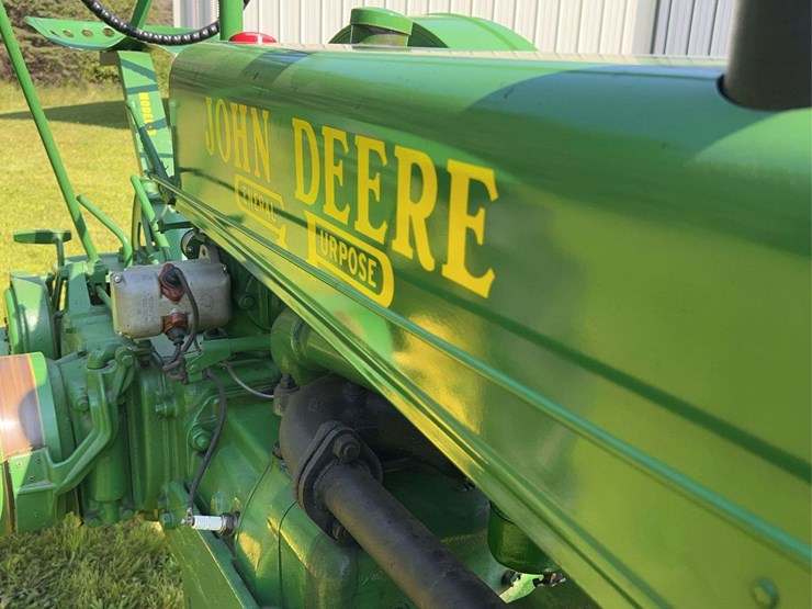 john-deere-model-b-image-16
