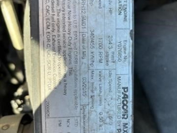 2016-kenworth-t880-image-17
