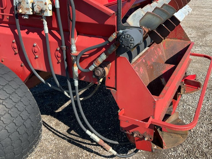 #2453-•-millcreek-2500-ts-spreader*-image-15