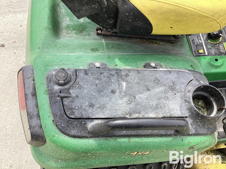 2014-john-deere-x758-image-14