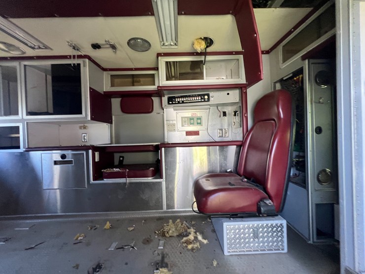ford-e450-image-17