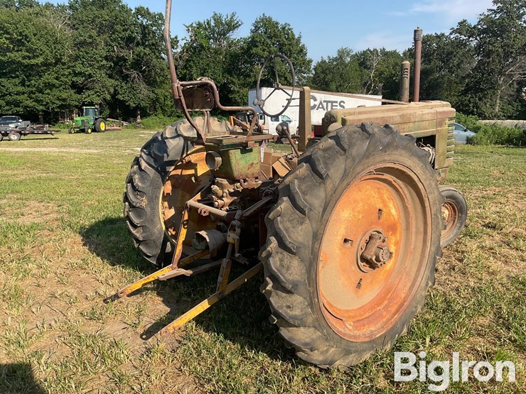 1949-john-deere-b-image-5