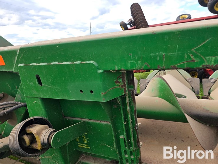 2010-john-deere-608c-image-14