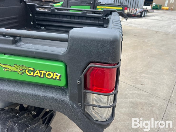 2016-john-deere-gator-image-14