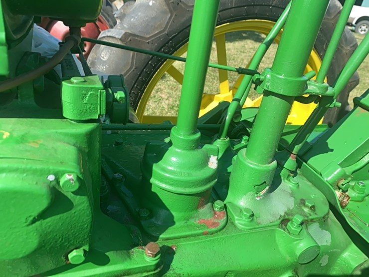 john-deere-b-image-31