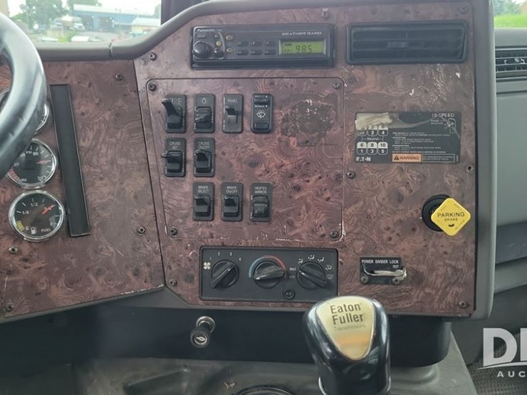 2002-international-5900i-feed-truck-(dr11998-unit-17)-image-17