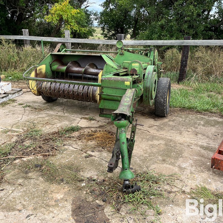 JOHN DEERE 214