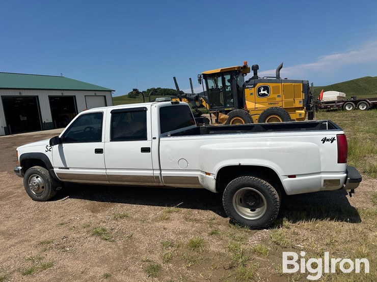 2000-chevrolet-3500-image-8