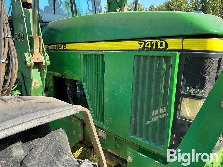 2001-john-deere-7410-image-13