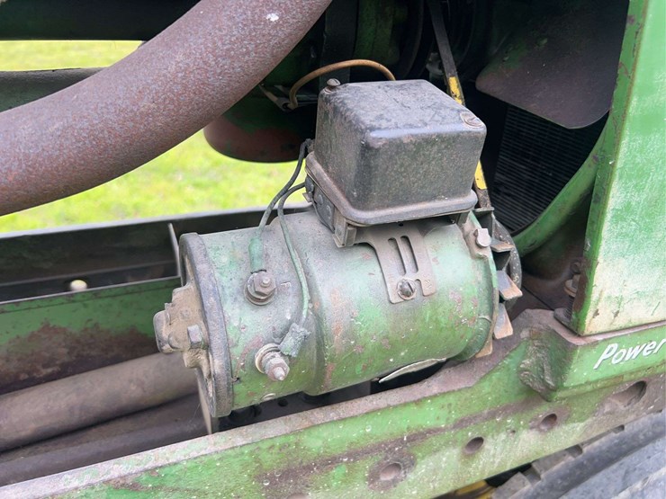 1958-john-deere-520-image-21