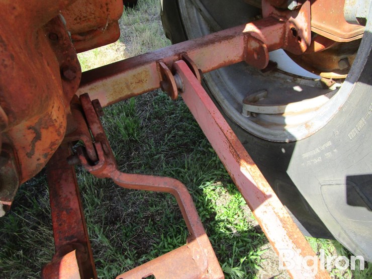 1961-allis-chalmers-d17-image-17
