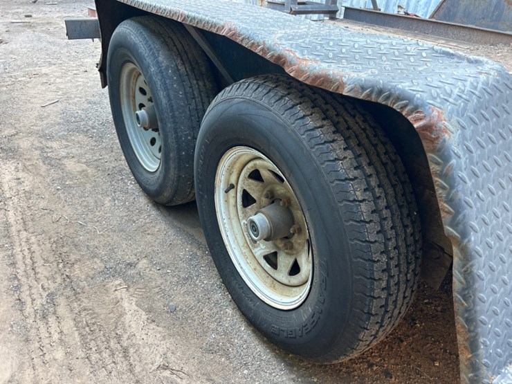 kaufman-14'-tandem-equipment-trailer-image-5
