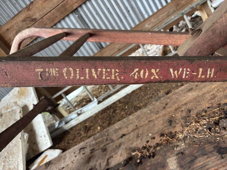 oliver-chilled-plow-works-14”-walking-plow-image-9