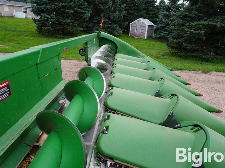 2009-john-deere-608c-stalkmaster-image-19