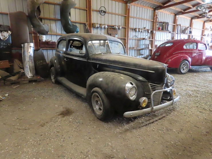 1940-ford-deluxe-2dr-sedan-image-10