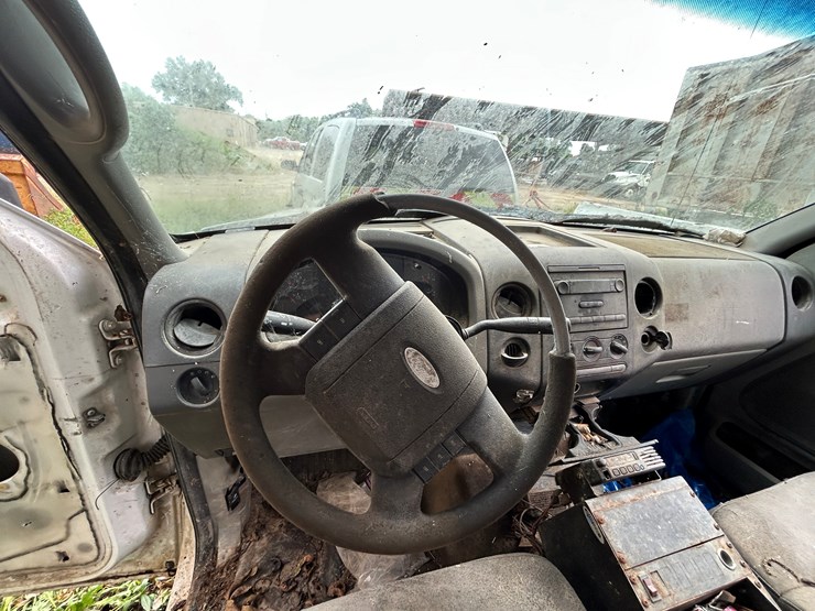 2005-ford-f150-image-19