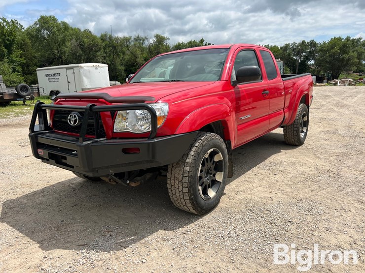 2006-toyota-tacoma-image-1