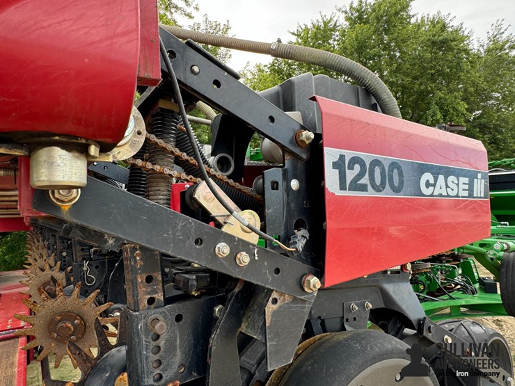 case-ih-1200-image-10