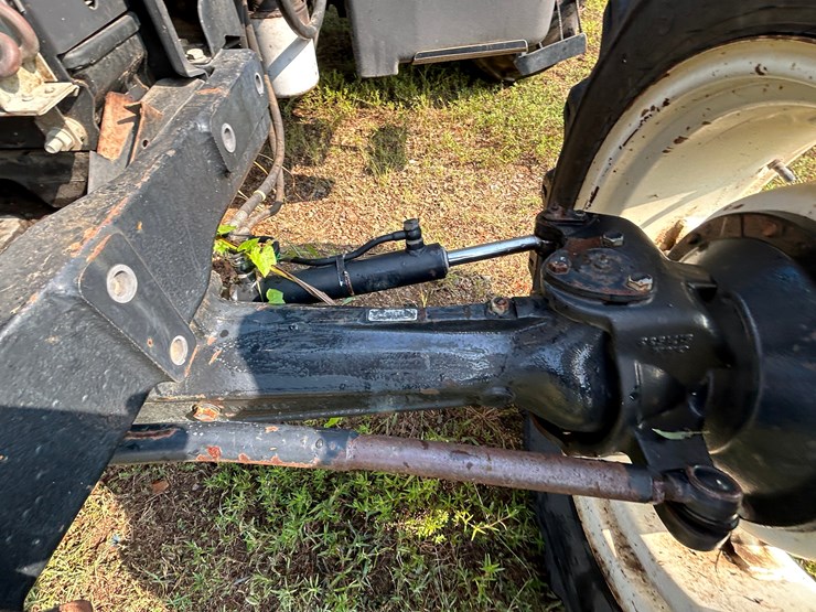 new-holland-tl100a-image-33