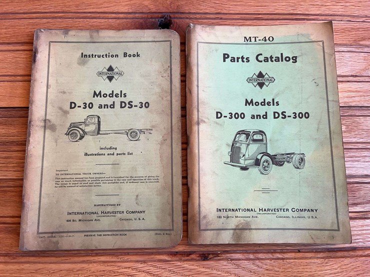 (2)-international-truck-manuals-image-1