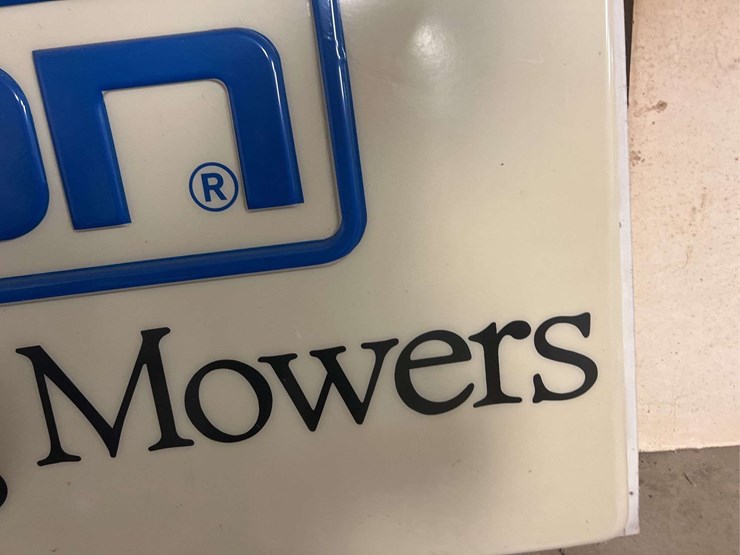 dixon-ztr-riding-mowers-sign-image-12