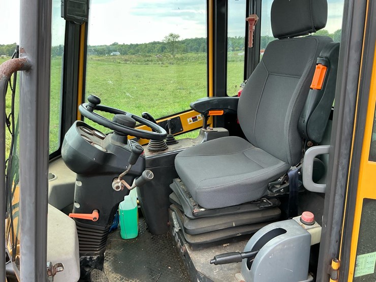 #1401-•-2019-gckm-wheel-loader*-image-45