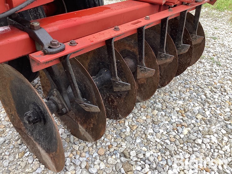 case-ih-3950-image-19