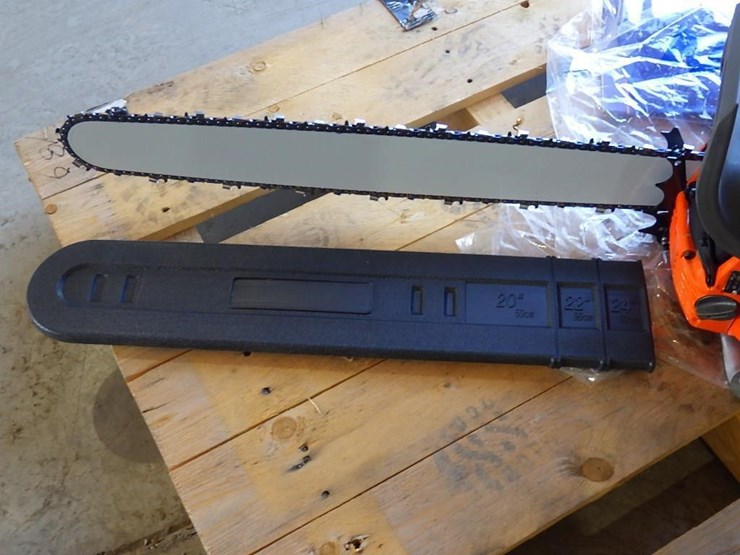 24"-hnsavrqua-chainsaw-365-image-10