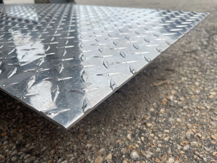 #8090-•-(1)-3003-aluminum-diamond-plate-sheet-stock-(shed)-image-4