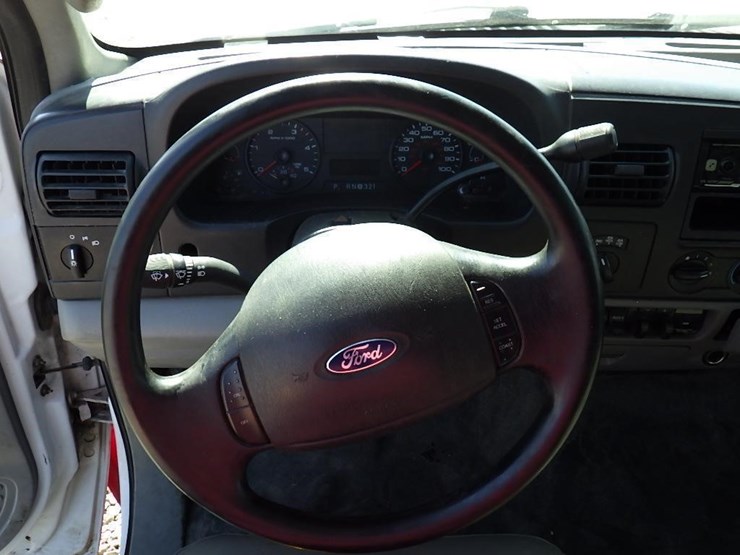 2007-ford-f350-image-24