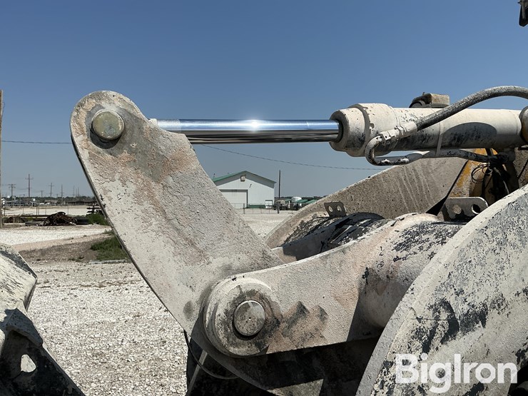 deere-624k-image-17