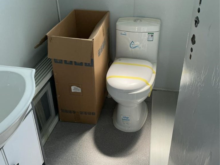 #4021-•-hurricane-20-expandable-container-house-image-14