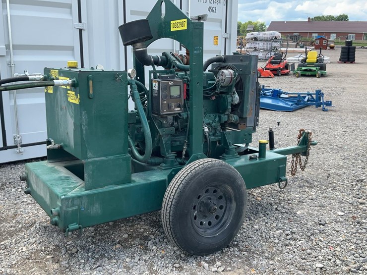 john-deere-4045t-image-1