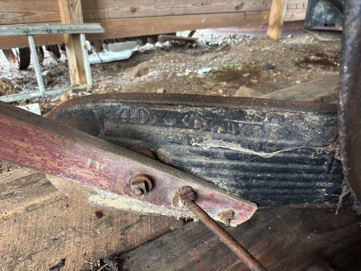 oliver-chilled-plow-works-14”-walking-plow-image-13