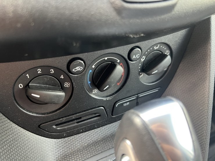2018-ford-transit-connect-image-29